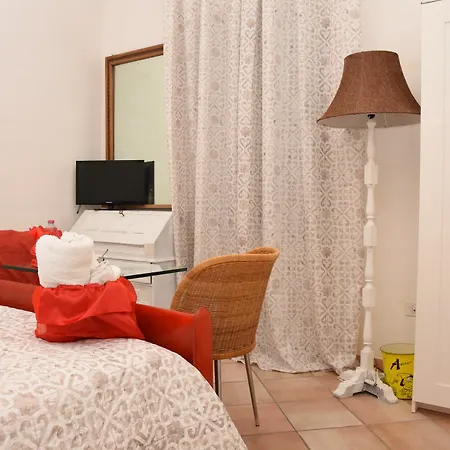 فندق مبيت وإفطار Casa Dori بيرغامو